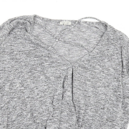 Close-up detail of River Island women’s grey basic t-shirt, size UK 8