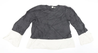 Front view of Gap women’s grey jumper, size XS