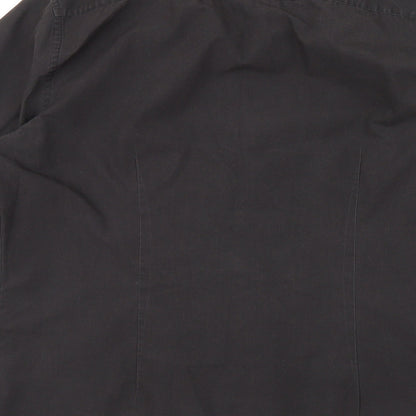 Brand and care label for F&F men’s grey button-up, size 15.5