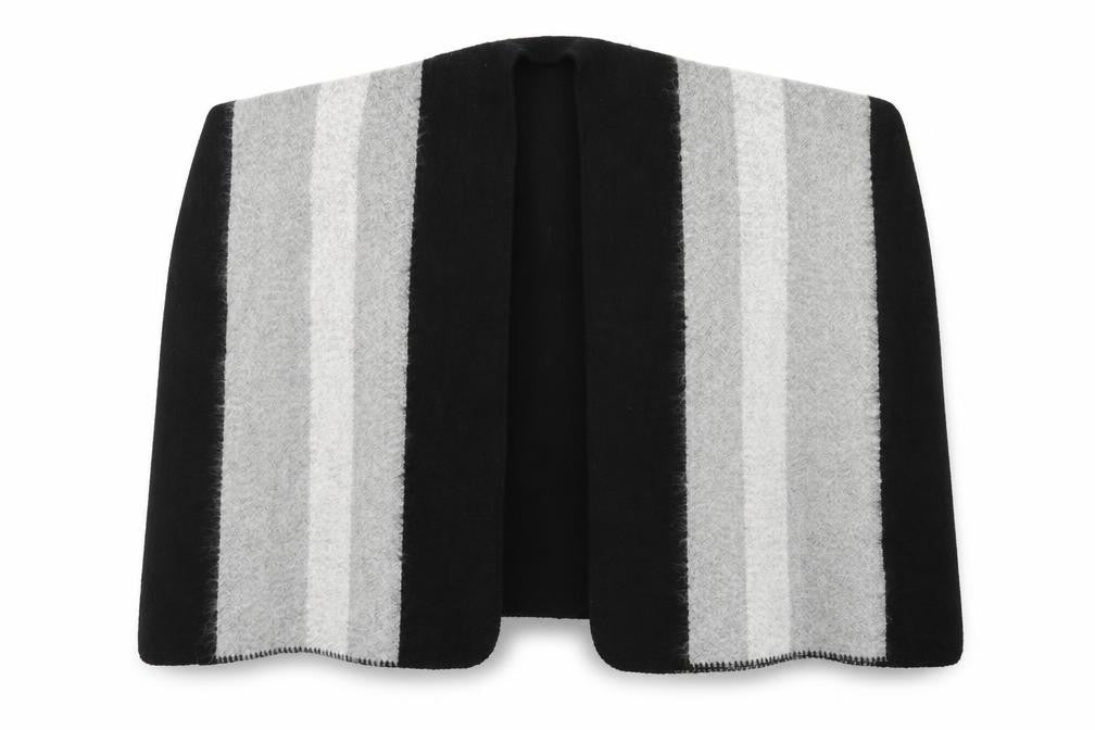 Preworn Womens Black Striped Knit  Shawl/Wrap