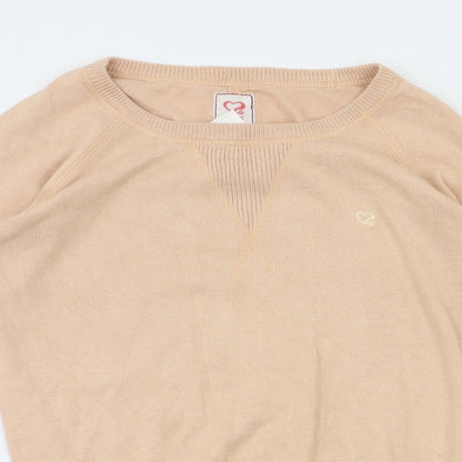 Close-up detail of ROK women’s pink basic t-shirt, size S