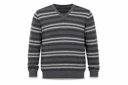 Front view of Gap men’s grey striped knit jumper, size M