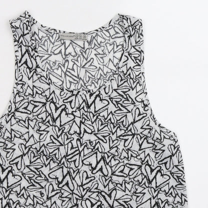 Close-up detail of Atmosphere women’s white basic tank, size UK 10
