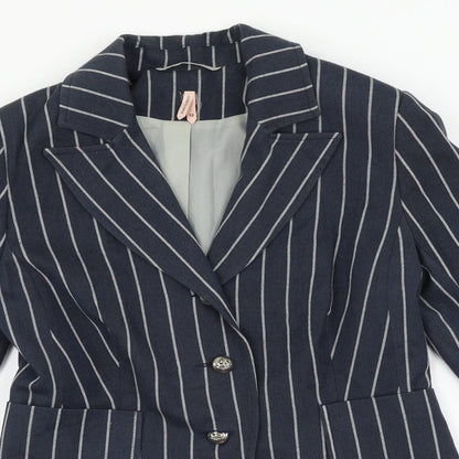 Close-up detail of Miso women’s blue spotted jacket suit jacket, size UK 12
