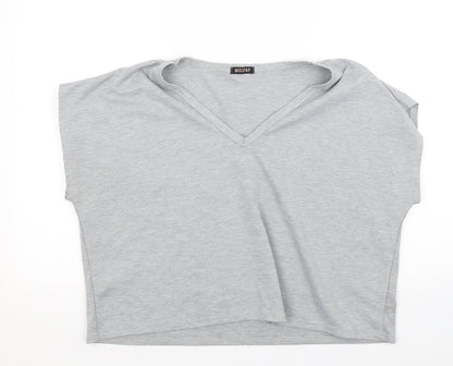 Additional front view of Misspap women’s grey basic t-shirt, size M