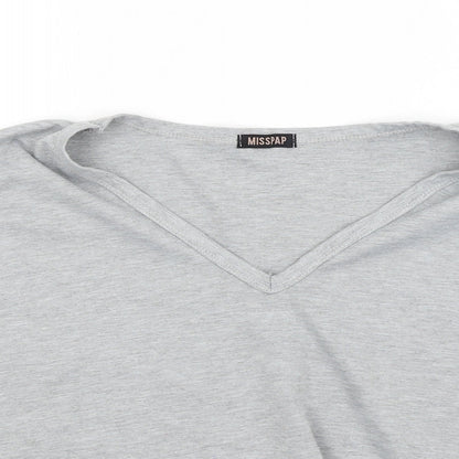 Close-up detail of Misspap women’s grey basic t-shirt, size M