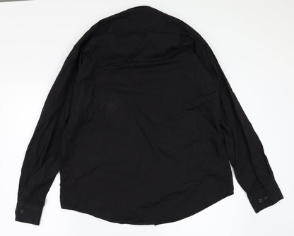 Back view of Savatini men’s black button-up one size