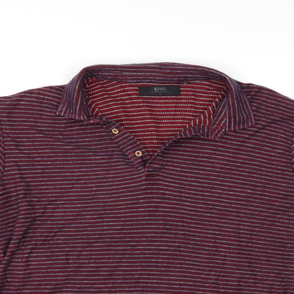 Close-up detail of Acw85 men’s red check polo, size L