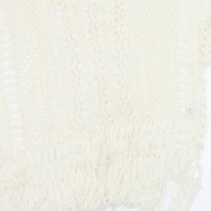 Brand and care label for Select women’s white knit jumper, size L