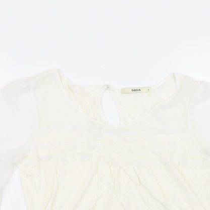 Close-up detail of Oasis women’s white basic t-shirt, size UK 8
