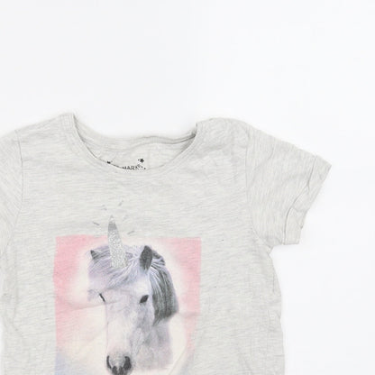 Close-up detail of Primark girls’ grey basic t-shirt, size 8-9, years