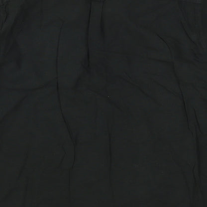 Brand and care label for F&F men’s green button-up, size L