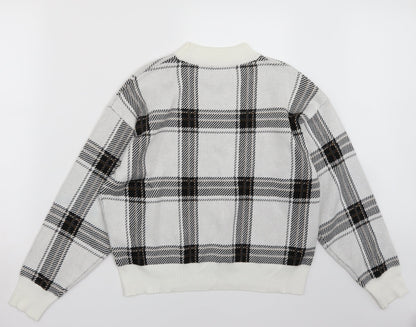 Back view of New Look women’s white check jumper, size M