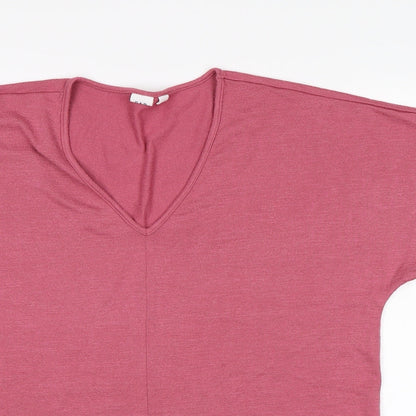 Close-up detail of Gap women’s pink knit jumper, size S