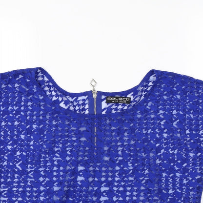 Close-up detail of Select women’s blue cropped t-shirt, size UK 10