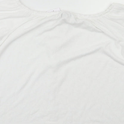 Brand and care label for Papaya women’s white basic t-shirt, size UK 10