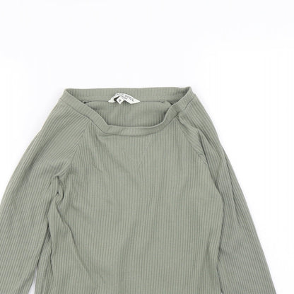 Close-up detail of Brave Soul women’s green knit jumper, size M