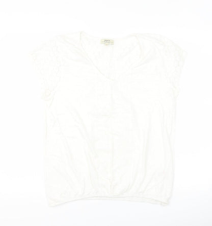 Preloved Papaya Womens White   Basic T-Shirt Size 12 - Front