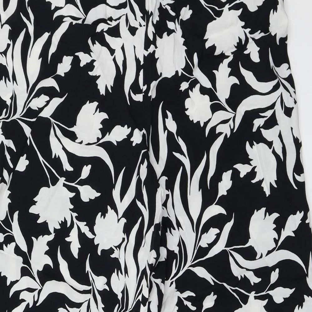 Preworn  Womens Black Floral  Trousers  Size 30 in L26 in