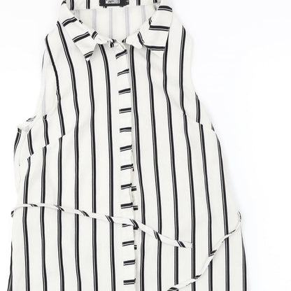 Preloved Missguided  Womens White Striped  Basic Button-Up Size 6 - Detail
