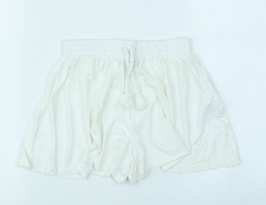 Matalan Girls White   Sweat Shorts Size 7 Years
