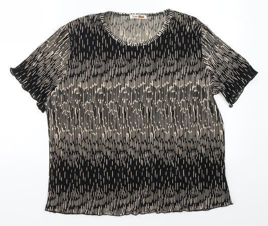 Style plus Womens Beige Geometric  Basic T-Shirt Size XL