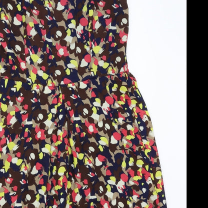 Preloved tenki Womens Black Floral  A-Line  Size M - Detail