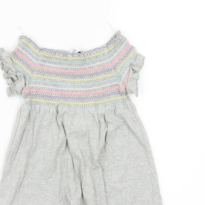 Preloved Marks and Spencer Girls Grey   A-Line  Size 5-6 Years - Detail
