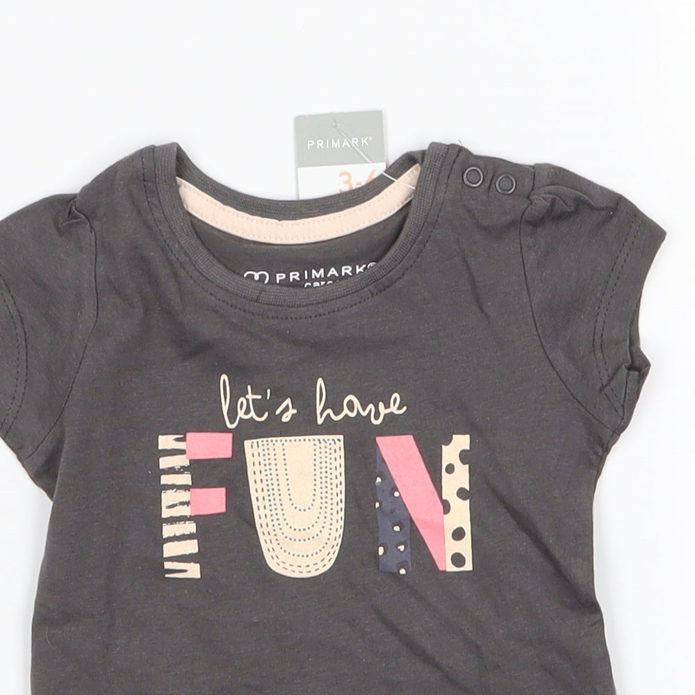 Primark Girls Green   Basic T-Shirt Size 3-6 Months  - FUN