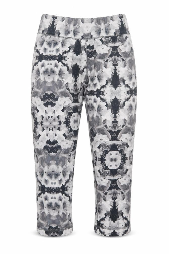 Energie Girls Black Floral  Cropped Trousers Size L