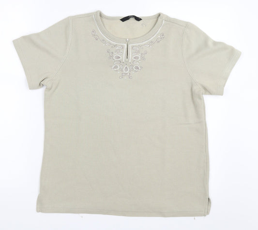 BM Womens Beige   Basic T-Shirt Size S