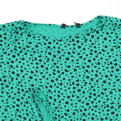 Close-up detail of Preworn women’s green animal print basic t-shirt, size UK 12
