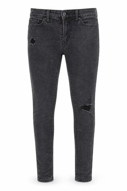 Front view of 711 men’s black denim skinny jeans, size 28, 31-inch leg