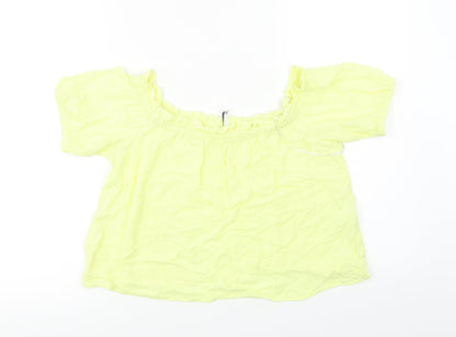 Additional front view of Bershka women’s yellow basic blouse, size M