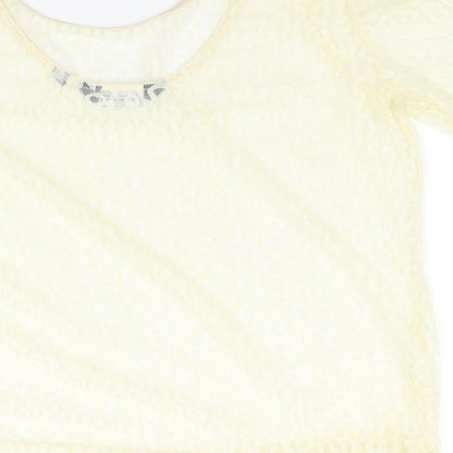 Brand and care label for Dorothy Perkins women’s yellow basic blouse, size UK 16