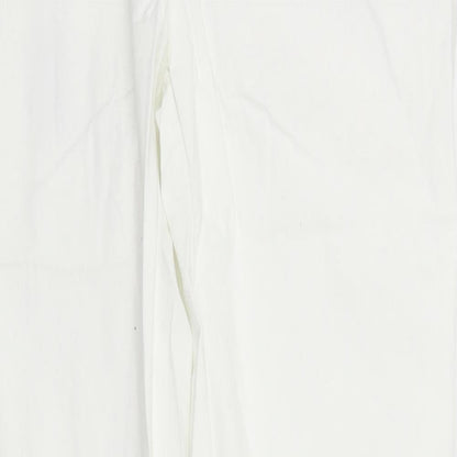 Close-up detail of Denim & Co. women’s white trousers, size L, 32-inch leg