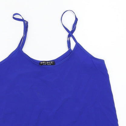 Close-up detail of Select women’s blue basic t-shirt, size UK 12