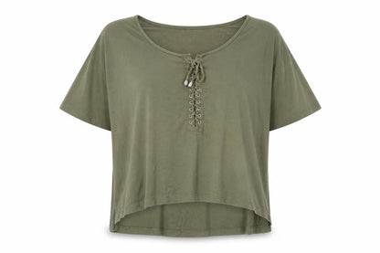 Front view of Brave Soul women’s green basic t-shirt, size M