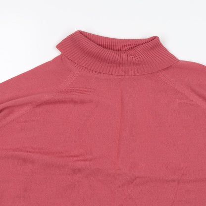 Close-up detail of Marisota women’s pink jumper, size UK 16