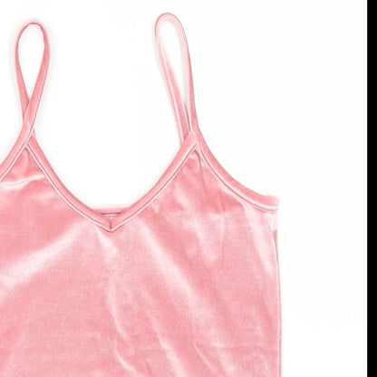 Close-up detail of Preworn women’s pink velvet basic tank, size S