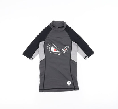 Front view of No Fear girls’ grey basic t-shirt, size 7-8, years