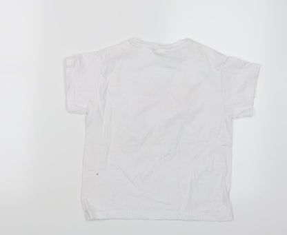 Back view of Planet 2000 girls’ white basic t-shirt, size 10, years