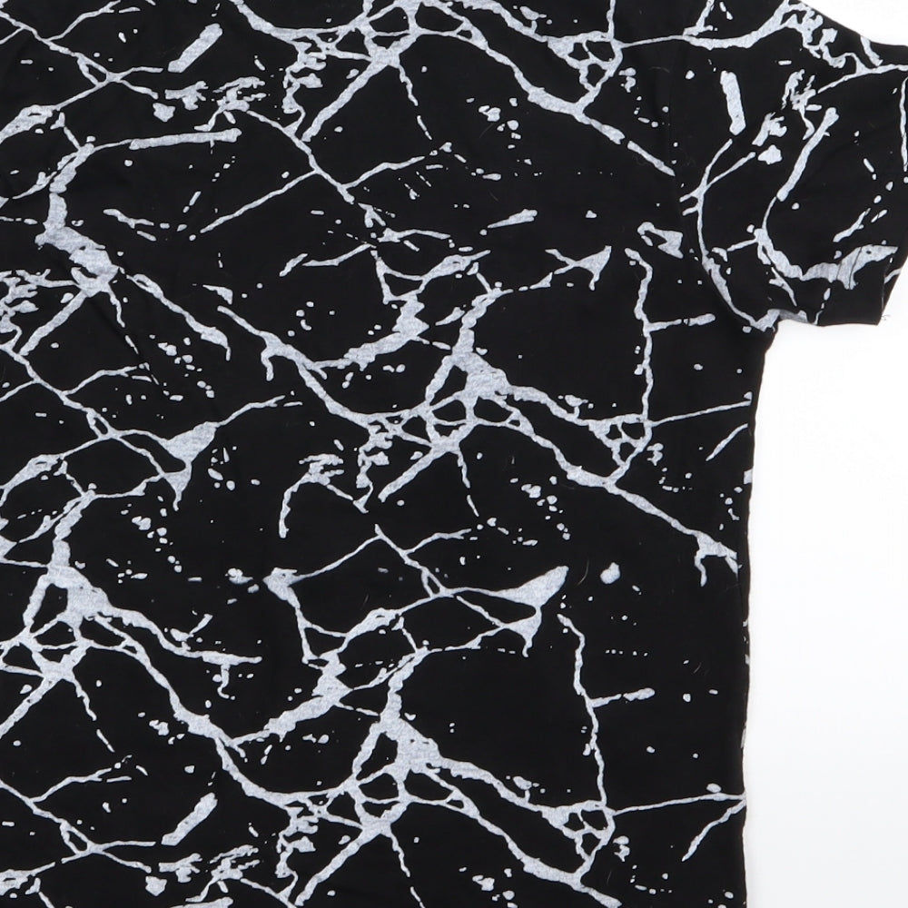 one point one Boys Black Geometric  Basic T-Shirt Size 6 Years