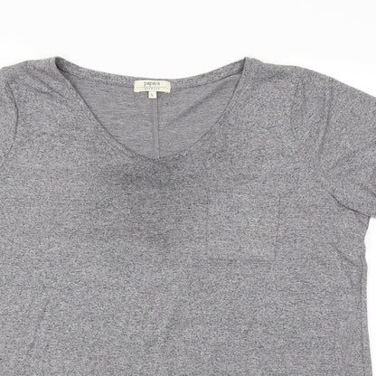 Close-up detail of Matalan women’s grey basic t-shirt, size L