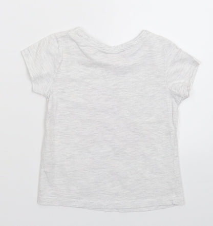 Back view of Primark girls’ grey basic t-shirt, size 4-5, years