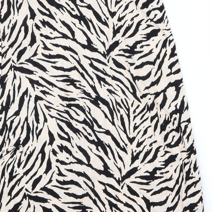 Preworn Womens Black Animal Print  Basic Blouse Size 8  - 9