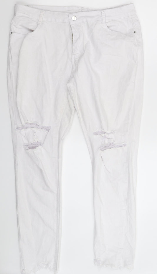 Preworn Womens White  Denim Skinny Jeans Size 3XL L28 in