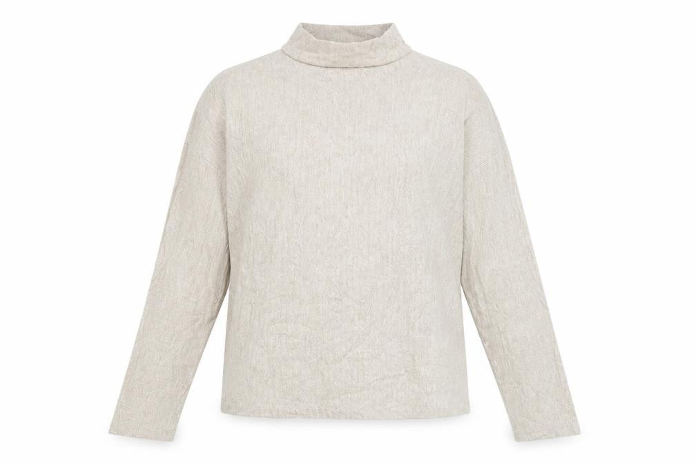 Astradivarius Womens White   Pullover Jumper Size XS