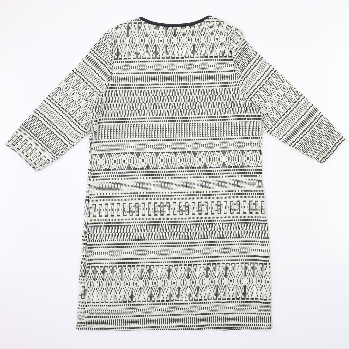 Preworn Womens White Geometric  Shift  Size 12