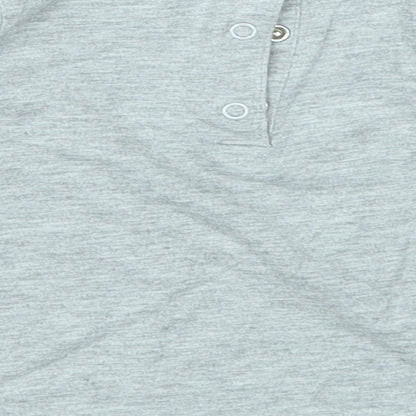 Brand and care label for RR boys’ grey basic t-shirt, size 12, months